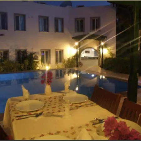 Hotel Casa Del Mar
